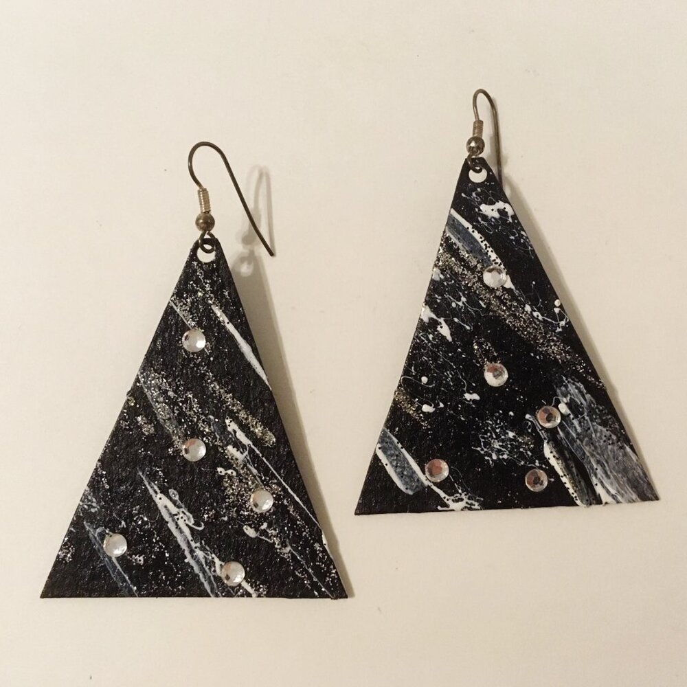 Black White Earrings Handmade Painted Paper Rhinestone Glitter Triangle New Gift